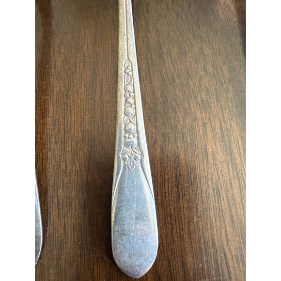 Vintage 1941 Wm Rogers Mfg Co Silverplate Flatware 28 Pcs Priscilla Lady Ann - Picture 3 of 9